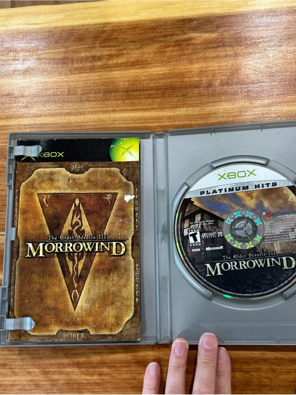 The Elder Scrolls III: 3 Morrowind (Microsoft XBOX, 2004) Complete CIB